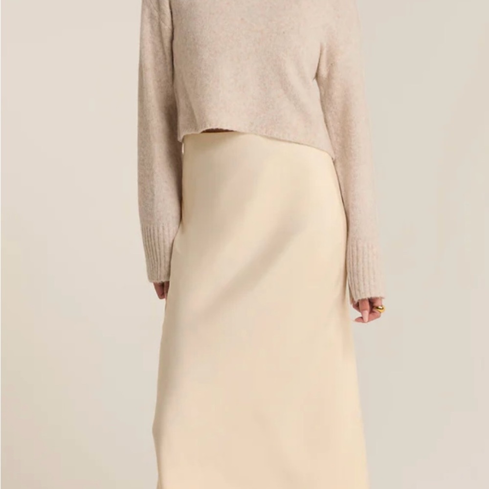 Z supply EUROPA LUXE SHEEN MIDI SKIRT size Small in: Sea salt. Great condition - Picture 2 of 5